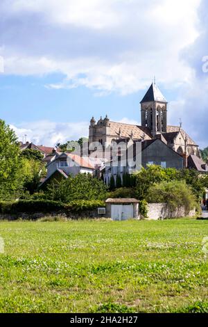 Vétheuil (nord de la France) : village au bord de la Seine, dans le département du Val-d’Oise, où le peintre impressionniste Claude Monet vécut de 1878 à 188 Banque D'Images