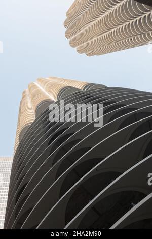 Chicago, Illinois, États-Unis Marina City conçue par l'architecte Bertrand Goldberg. Banque D'Images