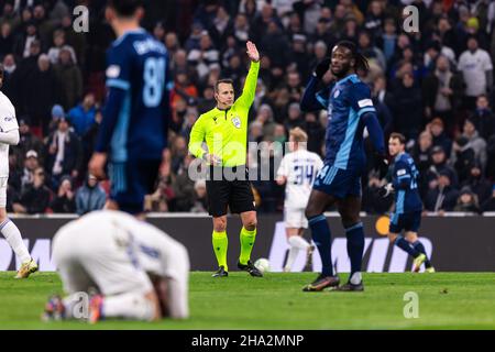 Copenhague, Danemark.09th décembre 2021.Arbitre Istvan VAD vu lors du match de l'UEFA Europa Conference League entre le FC Copenhague et le Slovan Bratislava à Parken à Copenhague.(Crédit photo : Gonzales photo/Alamy Live News Banque D'Images