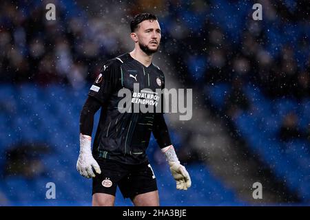 SAN SEBASTIAN, ESPAGNE - DÉCEMBRE 09: Joel Drommel de PSV Eindhoven regarde pendant le match de l'UEFA Europa League groupe B entre Real Sociedad et PSV Eindhoven à Estadio Anoeta le 9 décembre 2021 à San Sebastian, Espagne.(Photo par MB Media) Banque D'Images