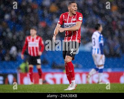 SAN SEBASTIAN, ESPAGNE - DÉCEMBRE 09 : Carlos Vinicius de PSV Eindhoven réagit lors du match de l'UEFA Europa League groupe B entre Real Sociedad et PSV Eindhoven à l'Estadio Anoeta le 9 décembre 2021 à San Sebastian, Espagne.(Photo par MB Media) Banque D'Images