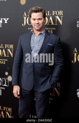 New York, États-Unis.09th décembre 2021.Andrew Rannells participe à la première mondiale de « A Journal for Jordan » au AMC Lincoln Square Theatre de New York, New York, le 9 décembre 2021.(Photo de Gabriele Holtermann/Sipa USA) crédit: SIPA USA/Alay Live News Banque D'Images