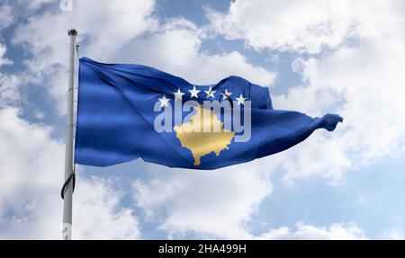 Drapeau du Kosovo - drapeau de tissu d'agité réaliste. Banque D'Images