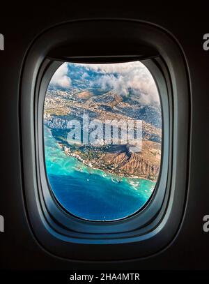 Honolulu, Hawaï vu de la fenêtre d'un avion au départ Banque D'Images