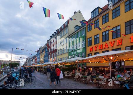Copenhague, Koebenhavn: Nyhavn (New Harbour) front de mer, canal et quartier de divertissement, restaurant, en , Zélande, Sealand,Sjaelland, Danemark Banque D'Images