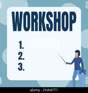 Atelier d'affichage conceptuel.Salle d'idées d'affaires ou bâtiment dans lequel les marchandises sont fabriquées ou réparées lady tenant le carnet tout en pointant Banque D'Images