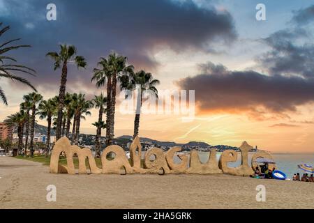 Lettering Malagueta, plage de sable de Malaga, Costa del sol, province de Malaga, Andalousie,Espagne, Europe Banque D'Images