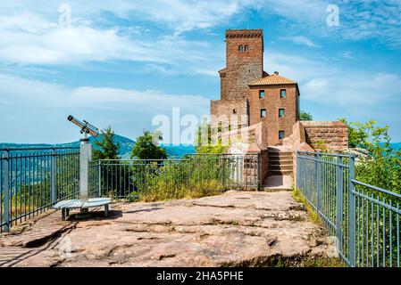 château de trifels près d'annweiler (palatinat), château perché en grès rouge des âges moyens élevés (période staufer), dépôt de l'insigne impérial, prison de richard coeur de lion Banque D'Images