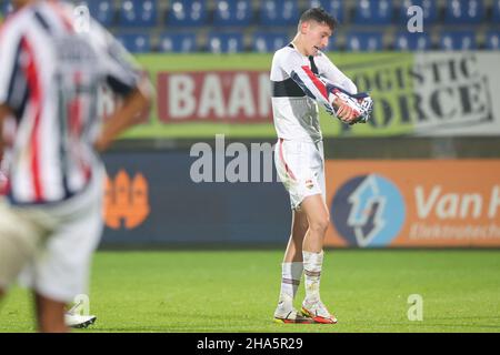 TILBURG, PAYS-BAS - JANVIER 10 : Nikolaos Michelis de Willem II semble abattu lors du match hollandais entre Willem II et SC Cambuur au Koning Willem II Stadion le 10 janvier 2021 à Tilburg, pays-Bas (photo de Geert van Erven/Orange Pictures) Banque D'Images
