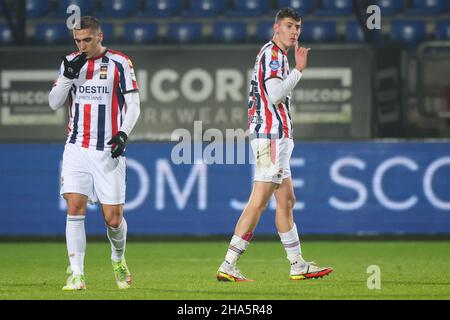 TILBURG, PAYS-BAS - JANVIER 10 : Nikolaos Michelis de Willem II et Argyris Kampetsis de Willem II pendant le match hollandais entre Willem II et SC Cambuur au Koning Willem II Stadion le 10 janvier 2021 à Tilburg, pays-Bas (photo de Geert van Erven/Orange Pictures) Banque D'Images