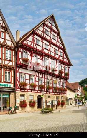 l'ancien oberamt sur la place du marché, bad urach, baden-wuerttemberg, allemagne Banque D'Images