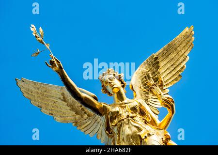 l'ange de la paix sur le monument de la paix à munich Banque D'Images