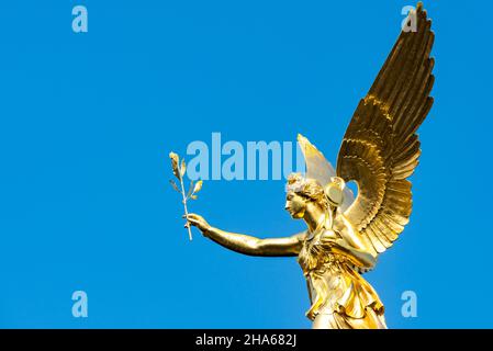 l'ange de la paix sur le monument de la paix à munich Banque D'Images