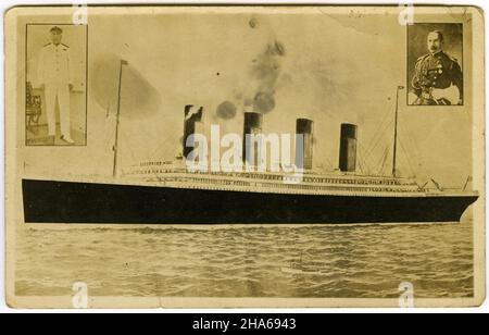 Carte postale avec le Titanic et son capitaine (encadré gauche) Edward John Smith RD RNR (27 janvier 1850 – 15 avril 1912); publiée vers 1912 Banque D'Images