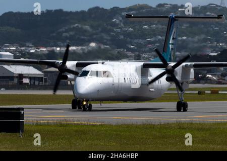 De Havilland Canada Dash 8 311, avion, NZ-NEO, Air Nouvelle-Zélande, aéroport de Wellington,Île du Nord, Nouvelle-Zélande Banque D'Images