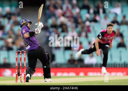 Sydney, Australie.11th décembre 2021.Matthew Wade de Hobart Hurricane chauves-souris pendant le match entre Sydney Sixers et Hobart Hurricanes au Sydney Cricket Ground, le 11 décembre 2021, à Sydney, en Australie.(Usage éditorial seulement) Credit: Izhar Ahmed Khan/Alay Live News Banque D'Images