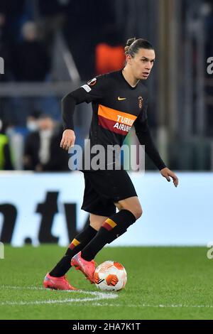 Rome, Italie.9th décembre 2021.Taylan Antalyali de Galatasaray A?En action pendant le match de l'UEFA Europa League groupe E entre Lazio Roma et Galatasaray A?Au Stadio Olimpico le 9th décembre 2021 à Rome, Italie.(Credit image: © Domenico Cippitelli/Pacific Press via ZUMA Press Wire) Banque D'Images