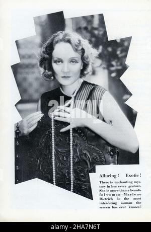 MARLENE DIETRICH au MAROC 1930 réalisateur JOSEF von STERNBERG Paramount Pictures Banque D'Images
