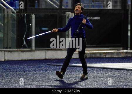 Rome, Italie.09th décembre 2021.La violoniste Andrea Casta lors du match de l'UEFA Europa League groupe E entre Lazio Roma et Galatasaray A?Au Stadio Olimpico le 9th décembre 2021 à Rome, Italie.(Photo de Domenico Cippitelli/Pacific Press/Sipa USA) crédit: SIPA USA/Alay Live News Banque D'Images