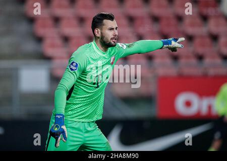 UTRECHT, PAYS-BAS - DÉCEMBRE 11 : gardien de but Eric Oelschlagel du FC Utrecht lors du match néerlandais Eredivisie entre le FC Utrecht et les aigles Vas-y à Galgenwaard le 11 décembre 2021 à Utrecht, pays-Bas (photo de Broer van den Boom/Orange Pictures) Banque D'Images