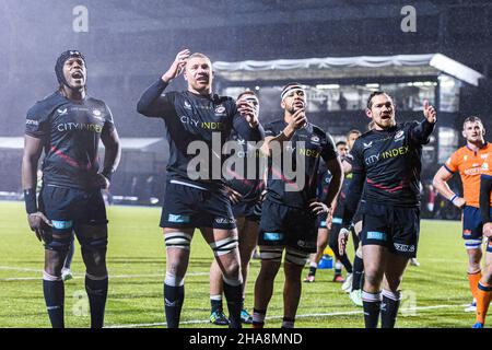 LONDRES, ROYAUME-UNI.11th décembre 2021. Lors du match de la coupe EPCR Challenge Round 1 entre Saracens et Edinburgh Rugby au stade StoneX le samedi 11 décembre 2021.LONDRES, ANGLETERRE.Credit: Taka G Wu/Alay Live News Banque D'Images