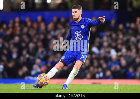 Londres, Royaume-Uni.11th décembre 2021.Jorginho de Chelsea en action pendant le match.Match Premier League, Chelsea et Leeds United au Stamford Bridge à Londres le samedi 11th décembre 2021. Cette image ne peut être utilisée qu'à des fins éditoriales.Utilisation éditoriale uniquement, licence requise pour une utilisation commerciale.Aucune utilisation dans les Paris, les jeux ou les publications d'un seul club/ligue/joueur. photo par Steffan Bowen/Andrew Orchard sports photographie/Alay Live news crédit: Andrew Orchard sports photographie/Alay Live News Banque D'Images