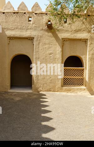 Cour intérieure du fort Al Jahili à Al Ain, Abu Dhabi, Émirats arabes Unis, Arabie Banque D'Images