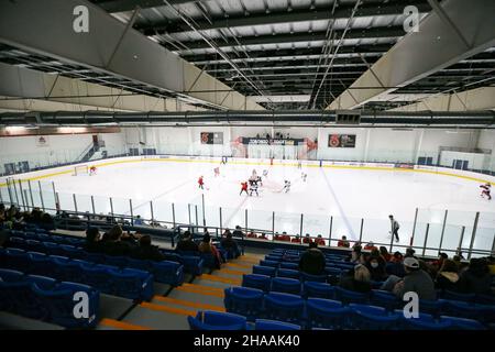 11 décembre 2021, Toronto Ontario, Canada, York Canlan Ice Arena - les six Toronto battez les riveters métropolitains 2-1 dans l'action de saison régulière de FSP.Toronto six Arena.Luke Durda/Alamy Banque D'Images