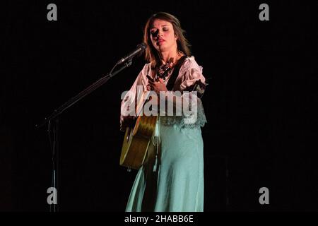 Carmen Consoli durante 'Voevo Fare la rockstar' Tour 2021 - Carmen Consoli, Concerto cantante italiano in Senigallia (AN), Italia, 10 dicembre 2021 Banque D'Images