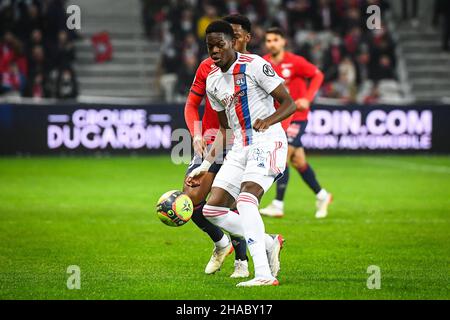 12 décembre 2021, Villeneuve-d'Ascq, France, France : Castello LUKEBA de Lyon pendant le match de la Ligue 1 entre Lille OSC (LOSC) et Olympique Lyonnais (OL) au stade Pierre Mauroy le 12 décembre 2021 à Villeneuve-d'Ascq près de Lille, France.(Image de crédit : © Matthieu Mirville/ZUMA Press Wire) Banque D'Images