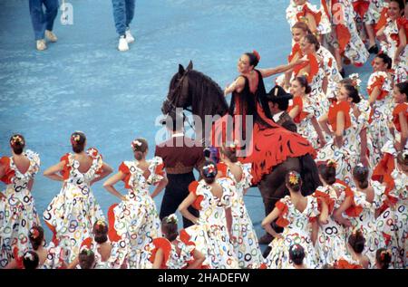 Barcelone, Hiszpania, 25.07.1992.XXV Letnie Igrzyska Olimpijskie W Barcelonie, ceremonia otwarcia.(m.) PAP/Piotr Teodor WalczakBarcelone, Espagne, 25.07.1992.XXV Jeux Olympiques d'été à Barcelone, cérémonie d'ouverture.(m.) PAP/Piotr Teodor Walczak Banque D'Images