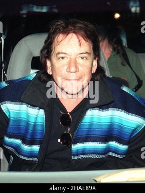 Varsovie, 06.05.1998.Brytyjski wokalista Eric Burdon przed koncertem W Warszawie.(kru) PAP/Tomasz GzellVarsovie, 06.05.1998.Eric Burdon, chanteur-compositeur anglais, à Varsovie.(kru) PAP/Tomasz Gzell Banque D'Images