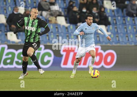 Reggio Emilia, Italie.12th décembre 2021.Pedro (Lazio) en action pendant les États-Unis Sassuolo vs SS Lazio, italie football série A match à Reggio Emilia, Italie, décembre 12 2021 crédit: Agence de photo indépendante / Alamy Live News Banque D'Images