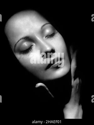 Photo-portrait de Merle Oberon par le photographe américain Robert Coburn Banque D'Images