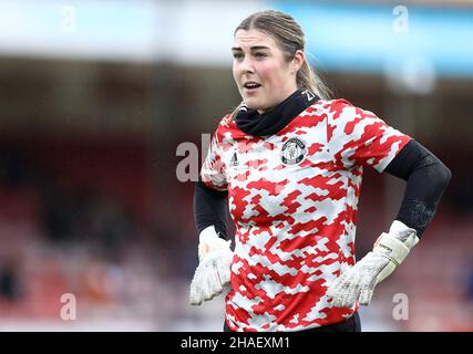Crawley, Royaume-Uni, 12th décembre 2021.Mary Earps de Manchester United lors du match de Super League féminin de la FA au stade de la pension du peuple, Crawley.Crédit photo à lire: Paul Terry / Sportimage crédit: Sportimage / Alay Live News Banque D'Images