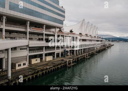 La Place du Canada est un bâtiment situé sur le front de l'Inlet Burrard Vancouver (Colombie-Britannique). C'est la maison du Vancouver Convention Centre, Banque D'Images