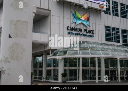 La Place du Canada est un bâtiment situé sur le front de l'Inlet Burrard Vancouver (Colombie-Britannique). C'est la maison du Vancouver Convention Centre, Banque D'Images