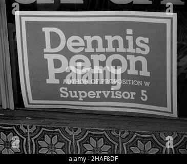 Dennis Peron auteur de la proposition de San Francisco W, affiche, à San Francisco .Californie, 1970s Banque D'Images