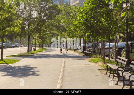 NEW YORK, ÉTATS-UNIS - 10 novembre 2018 : une belle vue sur une piste cyclable à Brooklyn, États-Unis Banque D'Images