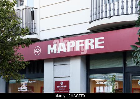 VALENCIA, ESPAGNE - 09 DÉCEMBRE 2021 : MAPFRE est une compagnie d'assurance multinationale espagnole Banque D'Images