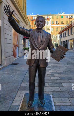 statue de mike Bongiorno à sanremo en Italie Banque D'Images