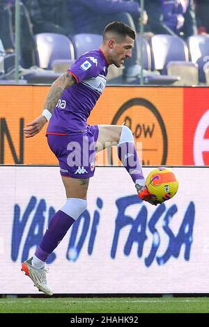 Florence, Italie.11th décembre 2021.Cristiano Biraghi (Fiorentina) pendant l'ACF Fiorentina vs US Salernitana, football italien série A match à Florence, Italie, décembre 11 2021 crédit: Agence de photo indépendante/Alamy Live News Banque D'Images