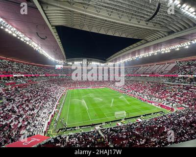 Vue sur le stade Al Bayt, également connu sous le nom de stade Al Khor au Qatar Banque D'Images