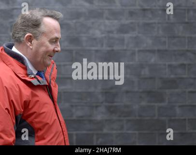 Liam Fox MP (con: North Somerset) départ de Downing Street, 8th décembre 2021 Banque D'Images