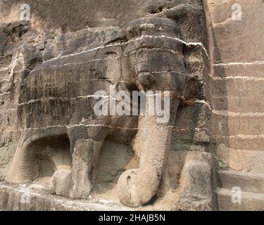 Sculpture d'éléphants dans les grottes d'Ajanta du 4th siècle Banque D'Images