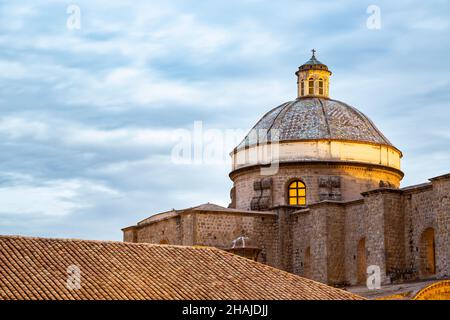 Dôme de l'église de la Société de Jésus (la Compania de Jesus), Cusco, Pérou Banque D'Images