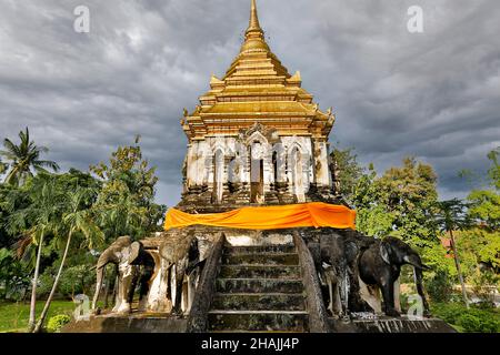 Wat Chiang Man est un temple bouddhiste à l'intérieur de la vieille ville de Chiang Mai, dans le nord de la Thaïlande. Banque D'Images