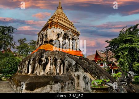 Wat Chiang Man est un temple bouddhiste à l'intérieur de la vieille ville de Chiang Mai, dans le nord de la Thaïlande. Banque D'Images