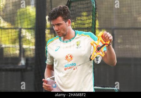 Jhye Richardson d'Australie pendant une session de filets à l'Adelaide Oval, à Adélaïde.Date de la photo: Mardi 14 décembre 2021. Banque D'Images