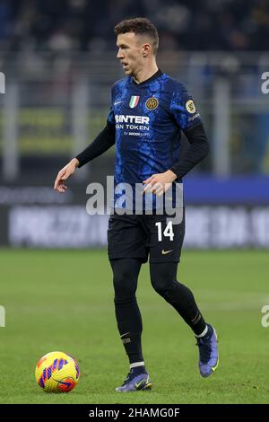 Stade San Siro, Milan, Italie, 12 décembre 2021,Ivan Perisic (FC Internazionale) en action pendant Inter - FC Internazionale vs Cagliari Calcio - Banque D'Images